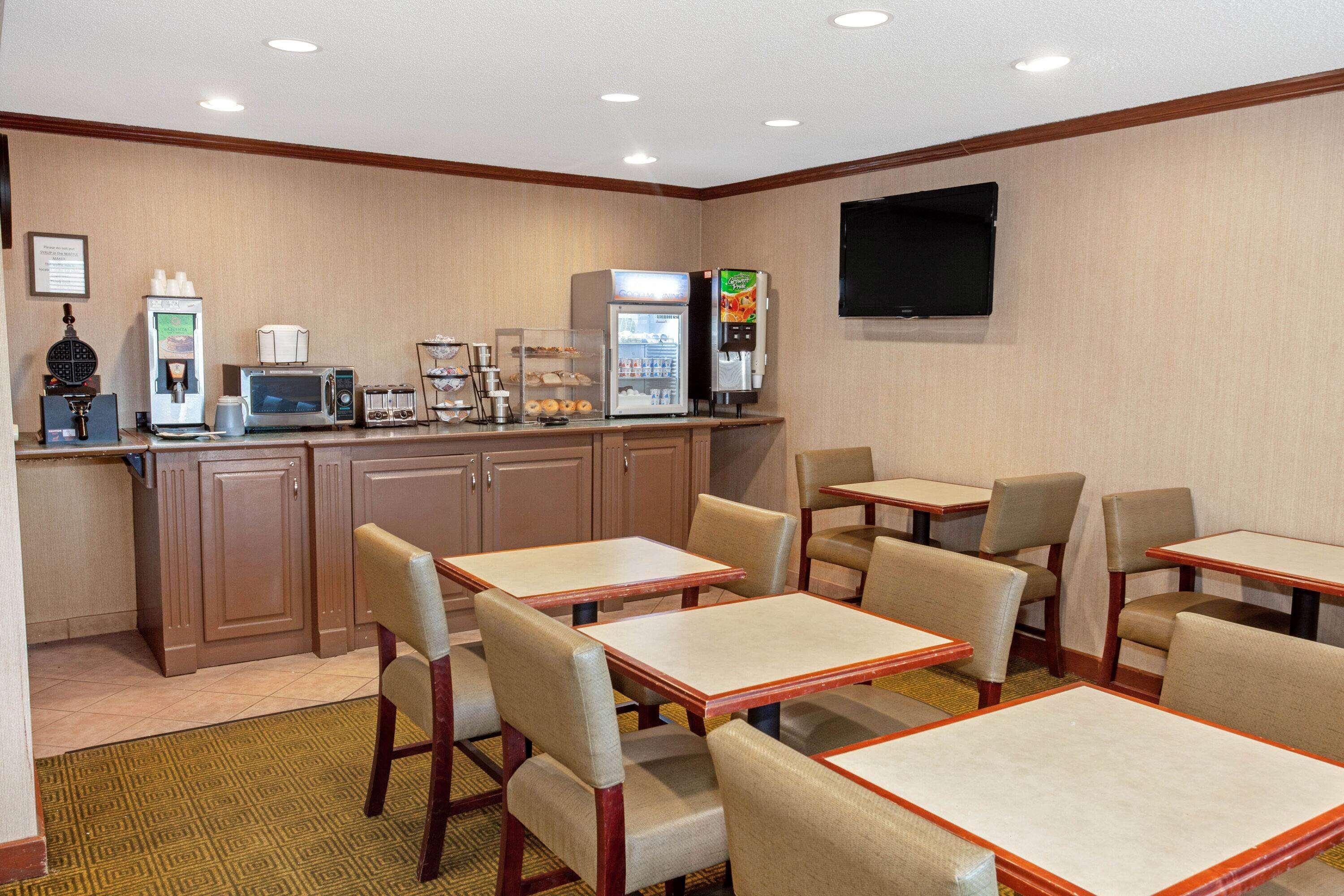 La Quinta By Wyndham Stevens Point Hotel Eksteriør billede